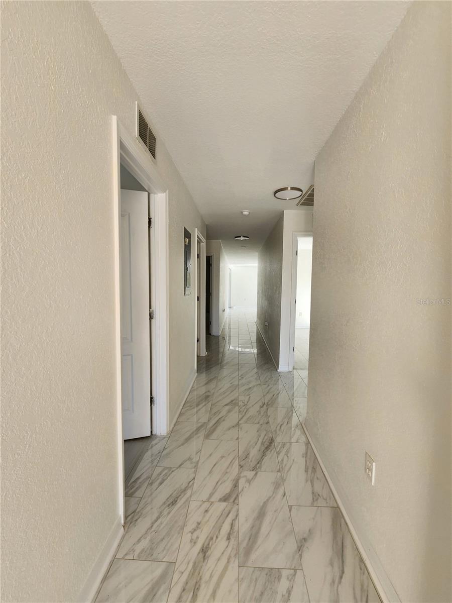 Image 14 of 19 For 794 Squirrel Court