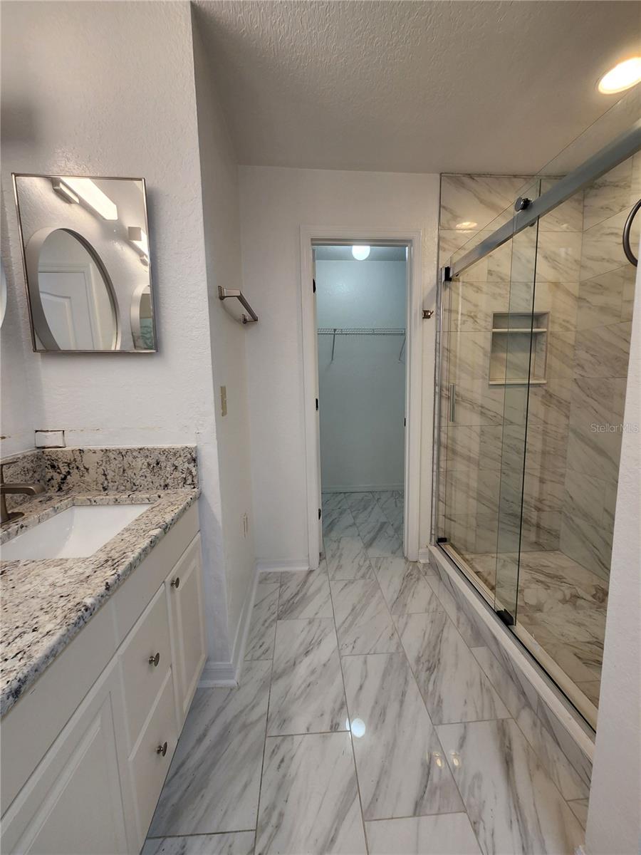 Image 16 of 19 For 794 Squirrel Court