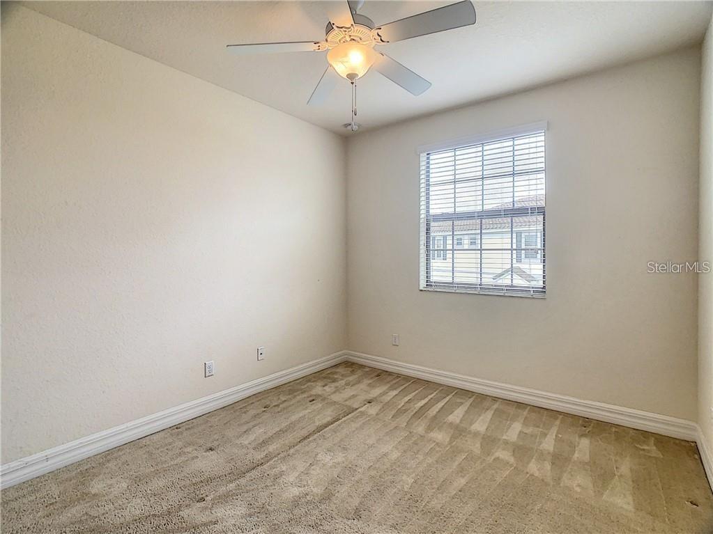 Image 11 of 19 For 10120 Eagle Creek Center Boulevard