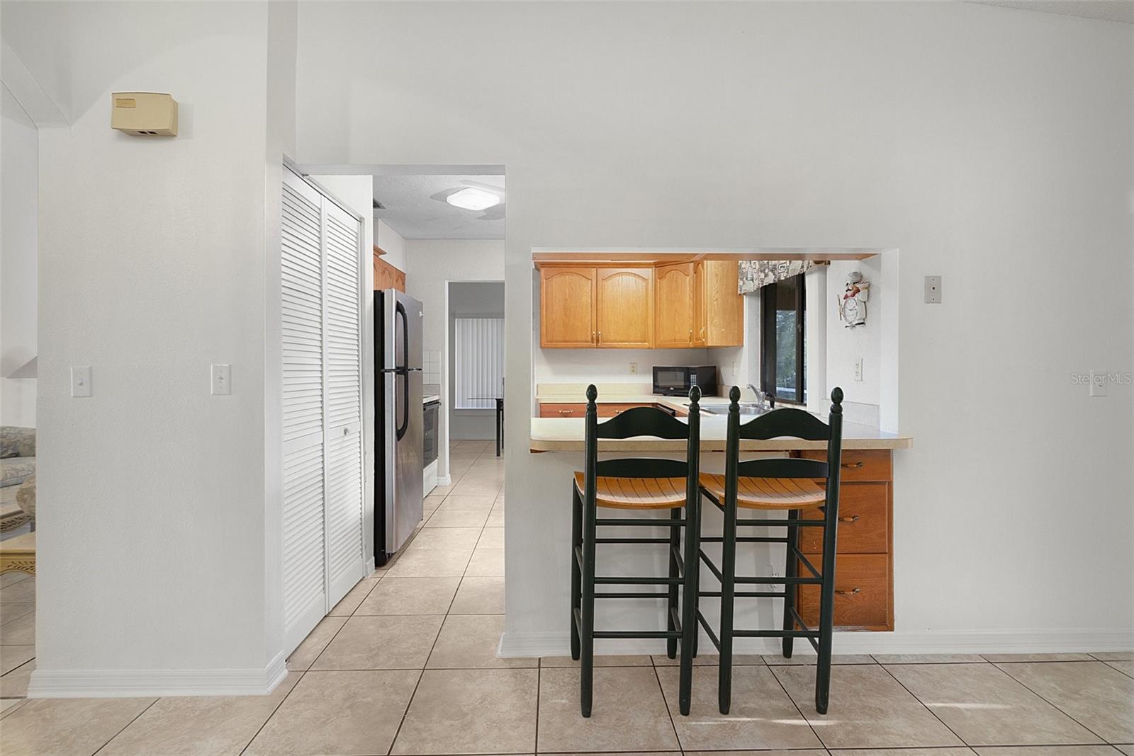 Image 10 of 36 For 712 Flag Way