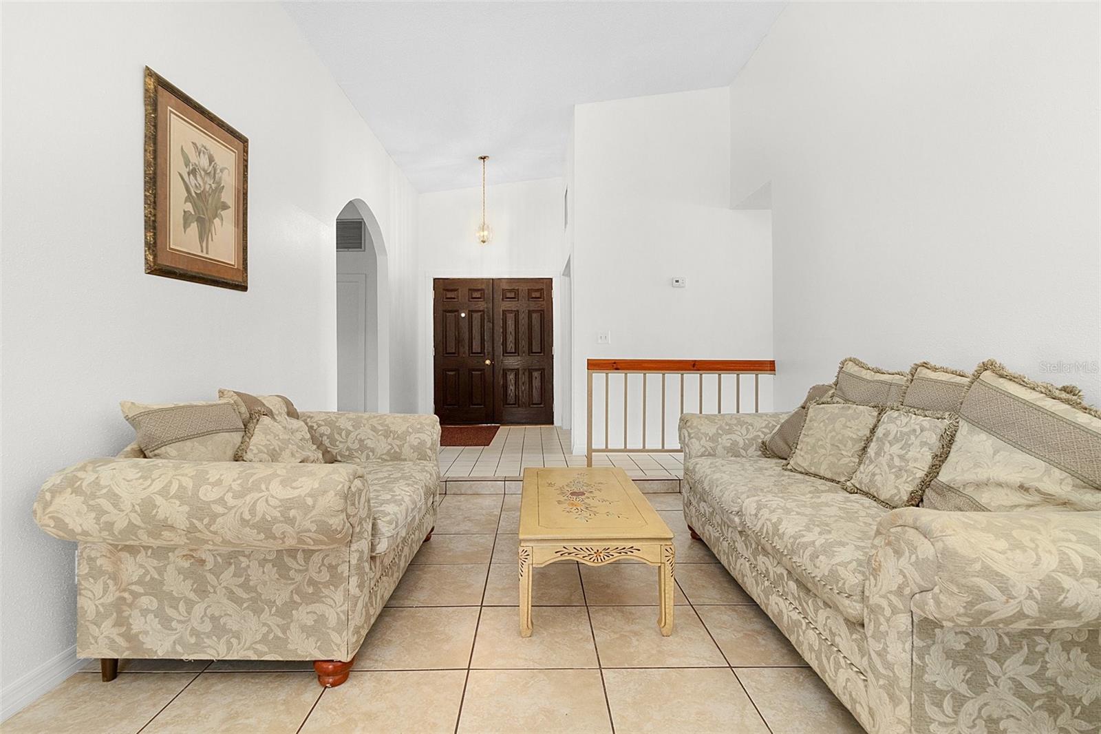 Image 17 of 36 For 712 Flag Way