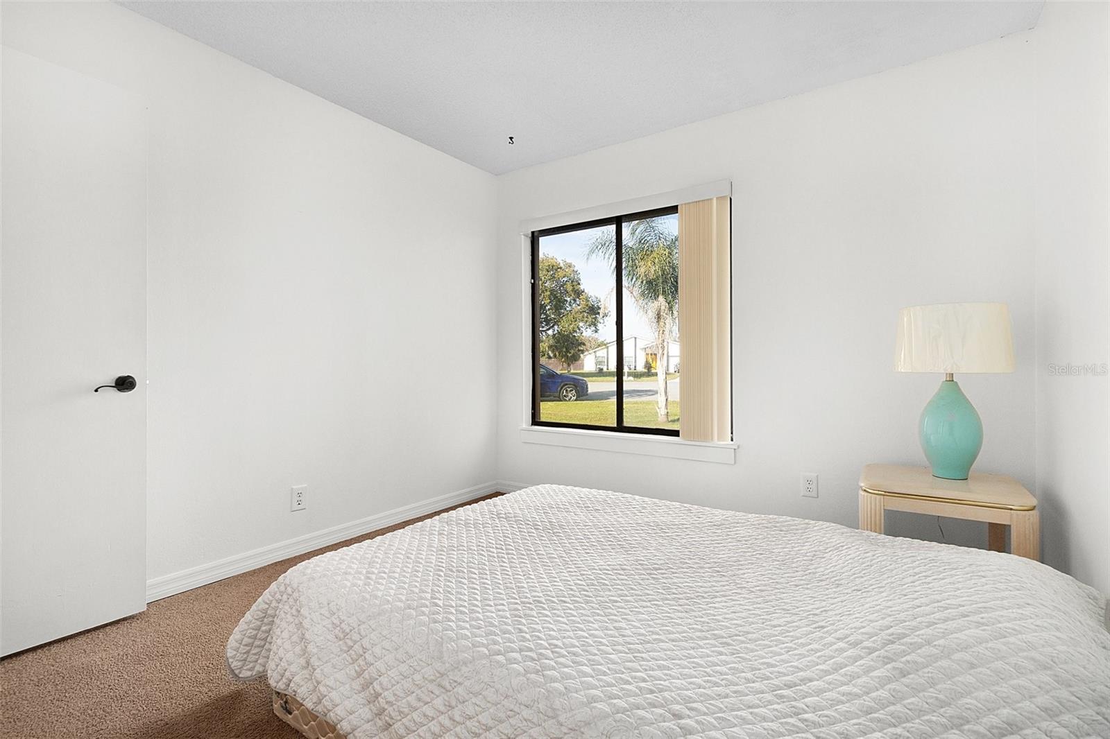 Image 22 of 36 For 712 Flag Way