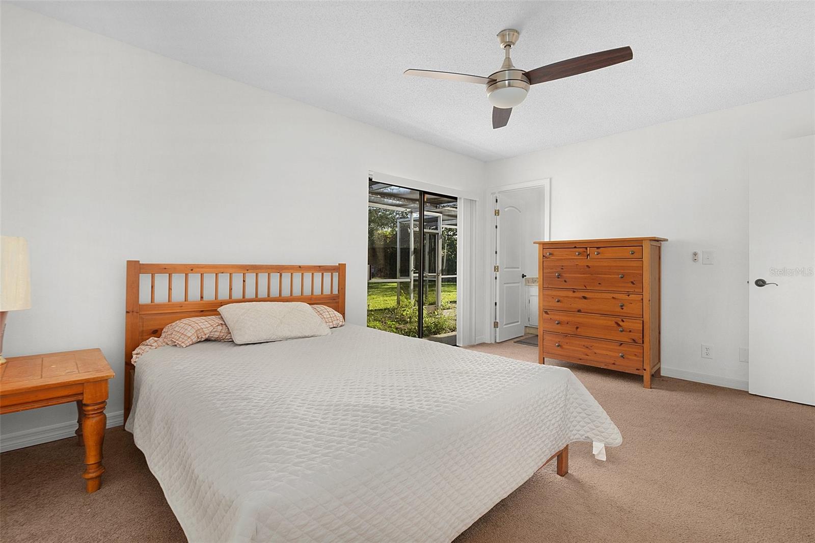 Image 26 of 36 For 712 Flag Way