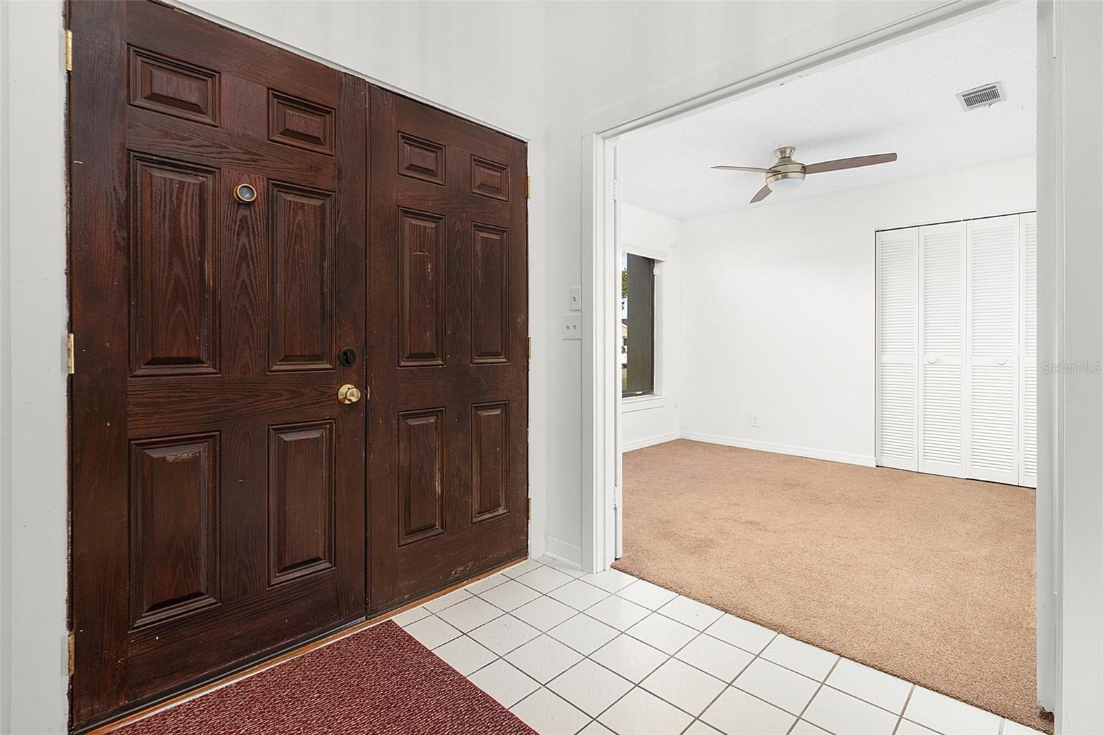 Image 3 of 36 For 712 Flag Way