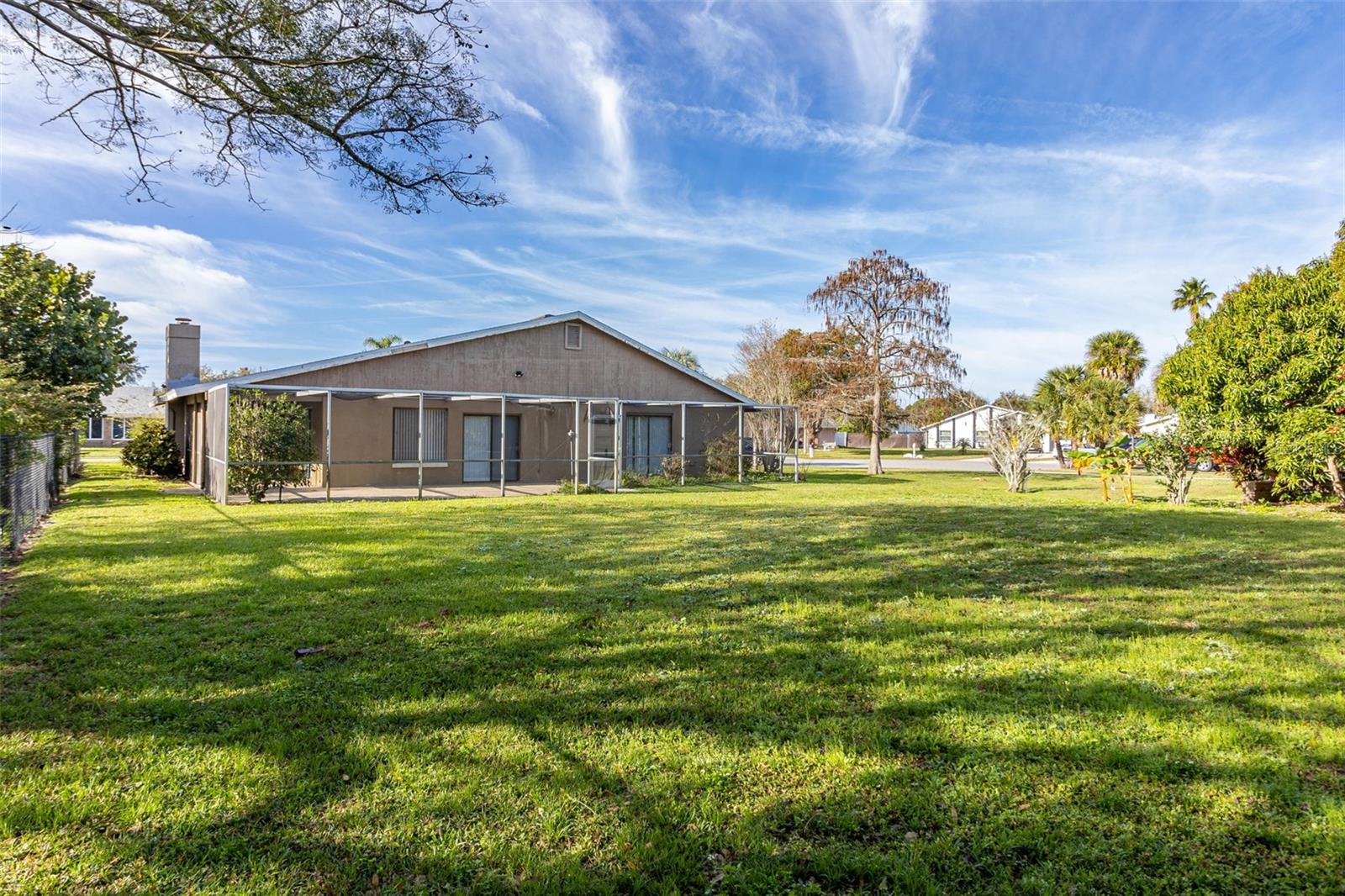 Image 31 of 36 For 712 Flag Way