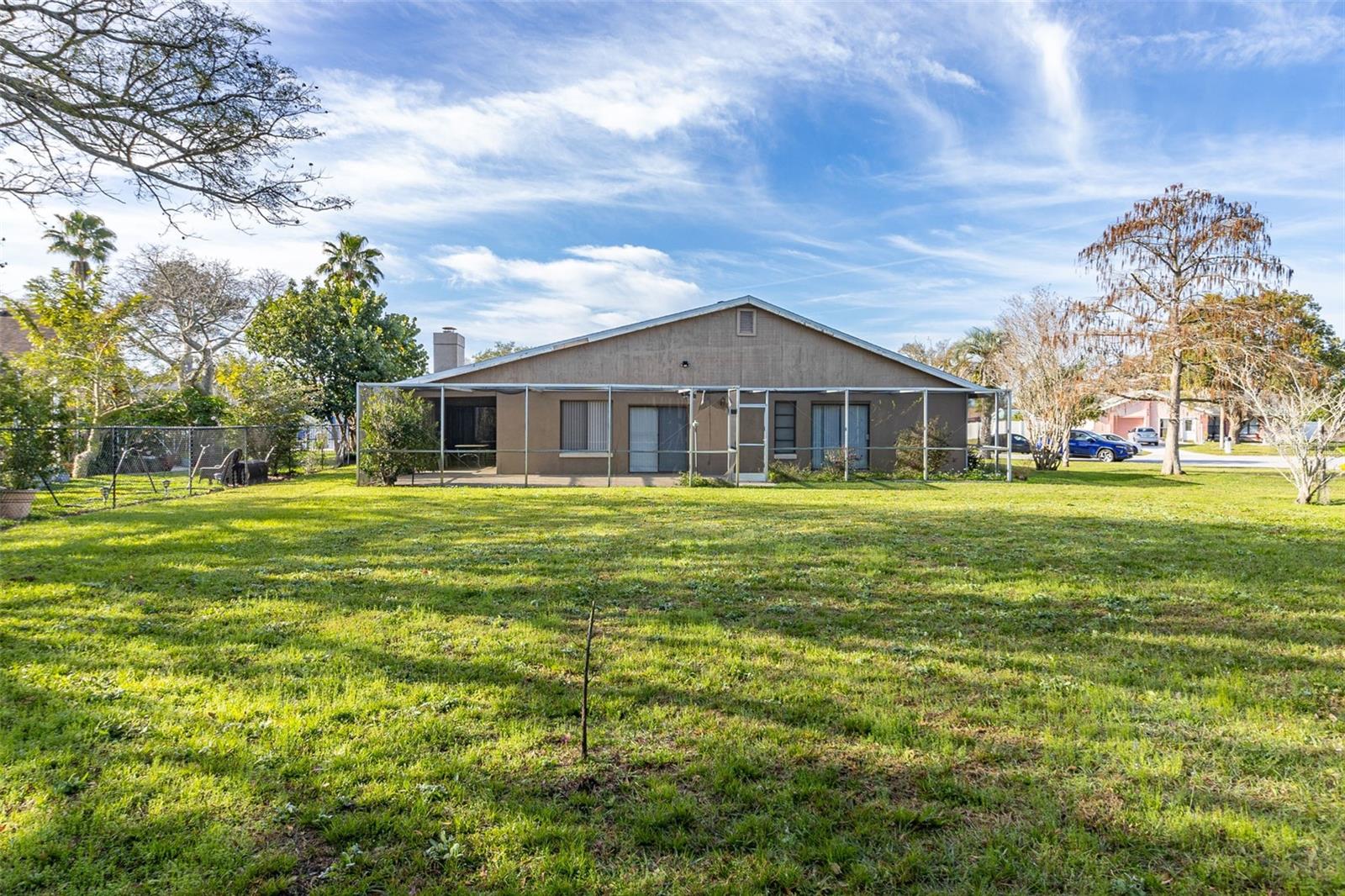 Image 32 of 36 For 712 Flag Way