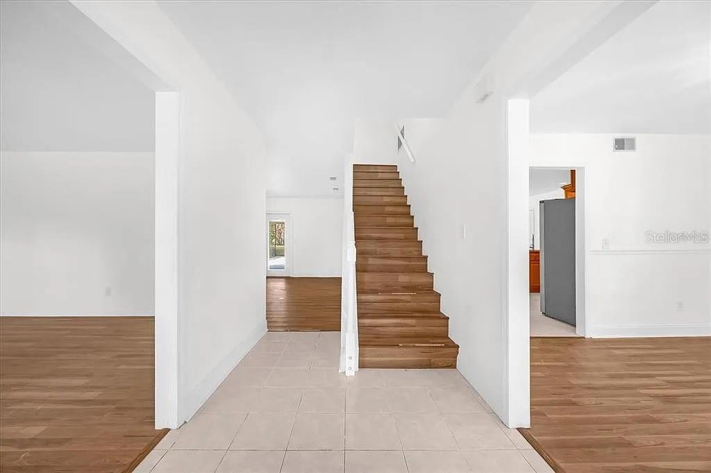 Image 13 of 26 For 7524 Quail Run Court