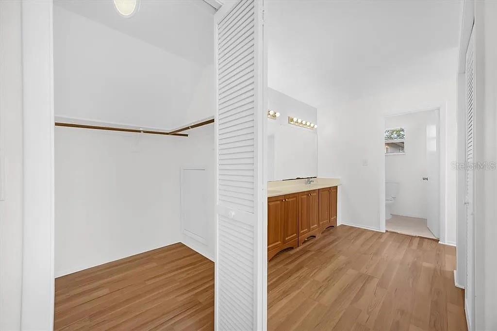 Image 15 of 26 For 7524 Quail Run Court