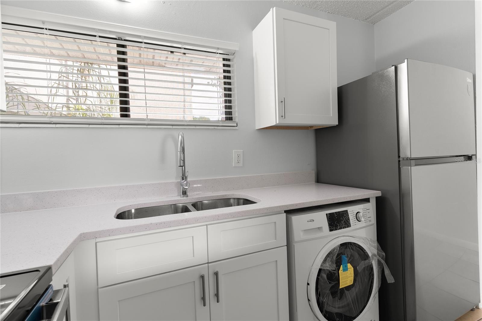 Image 4 of 15 For 1108 Bartow Road 100