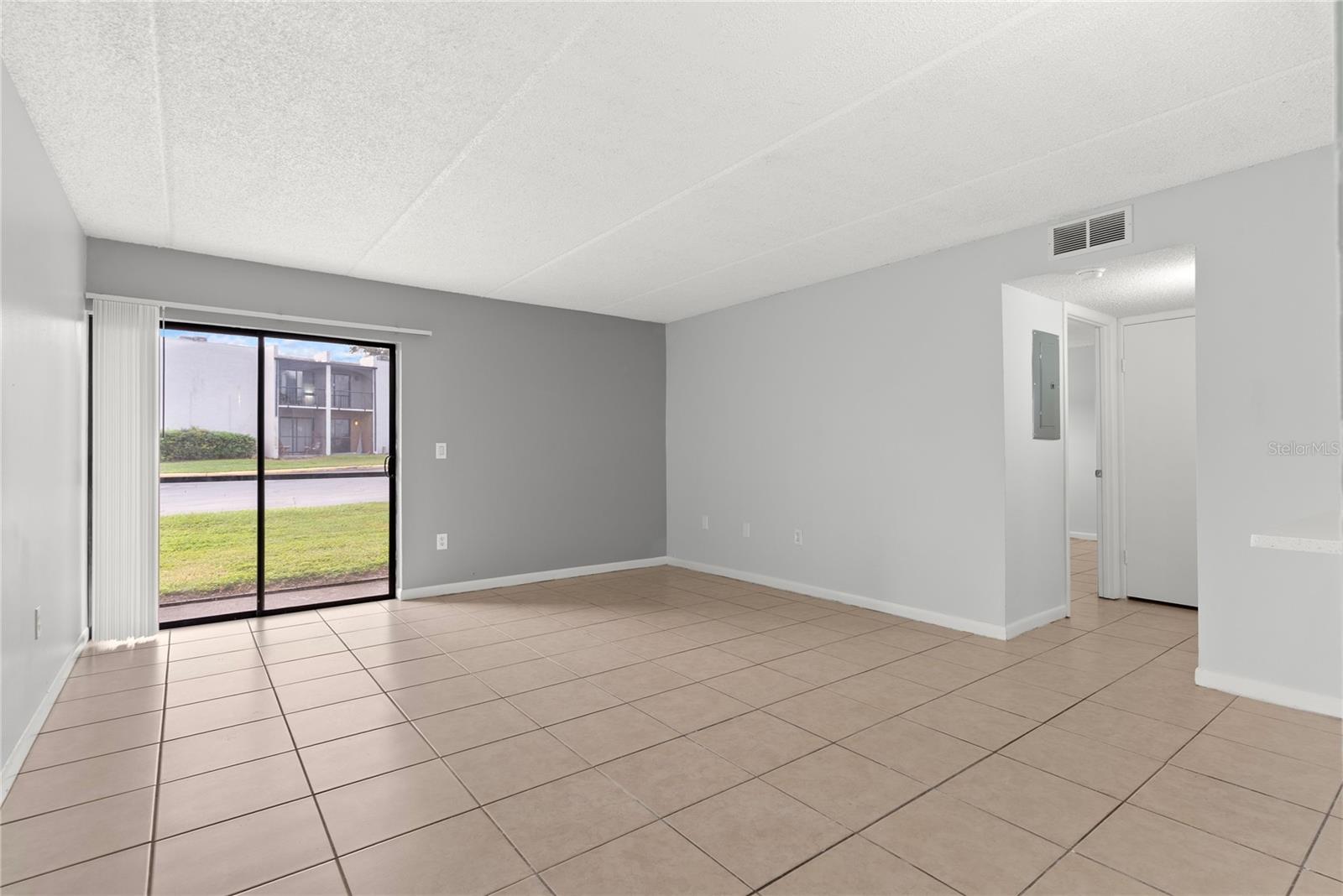 Image 8 of 15 For 1108 Bartow Road 100