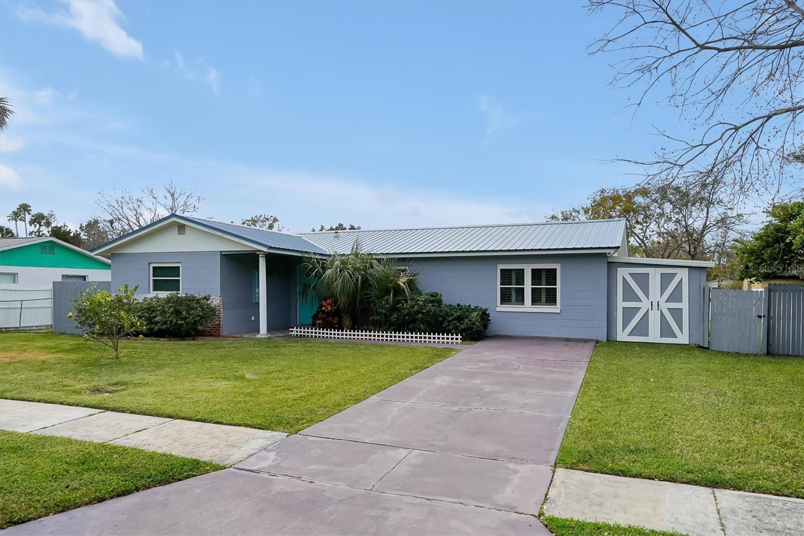 Image 2 of 44 For 908 Jeffrey Street