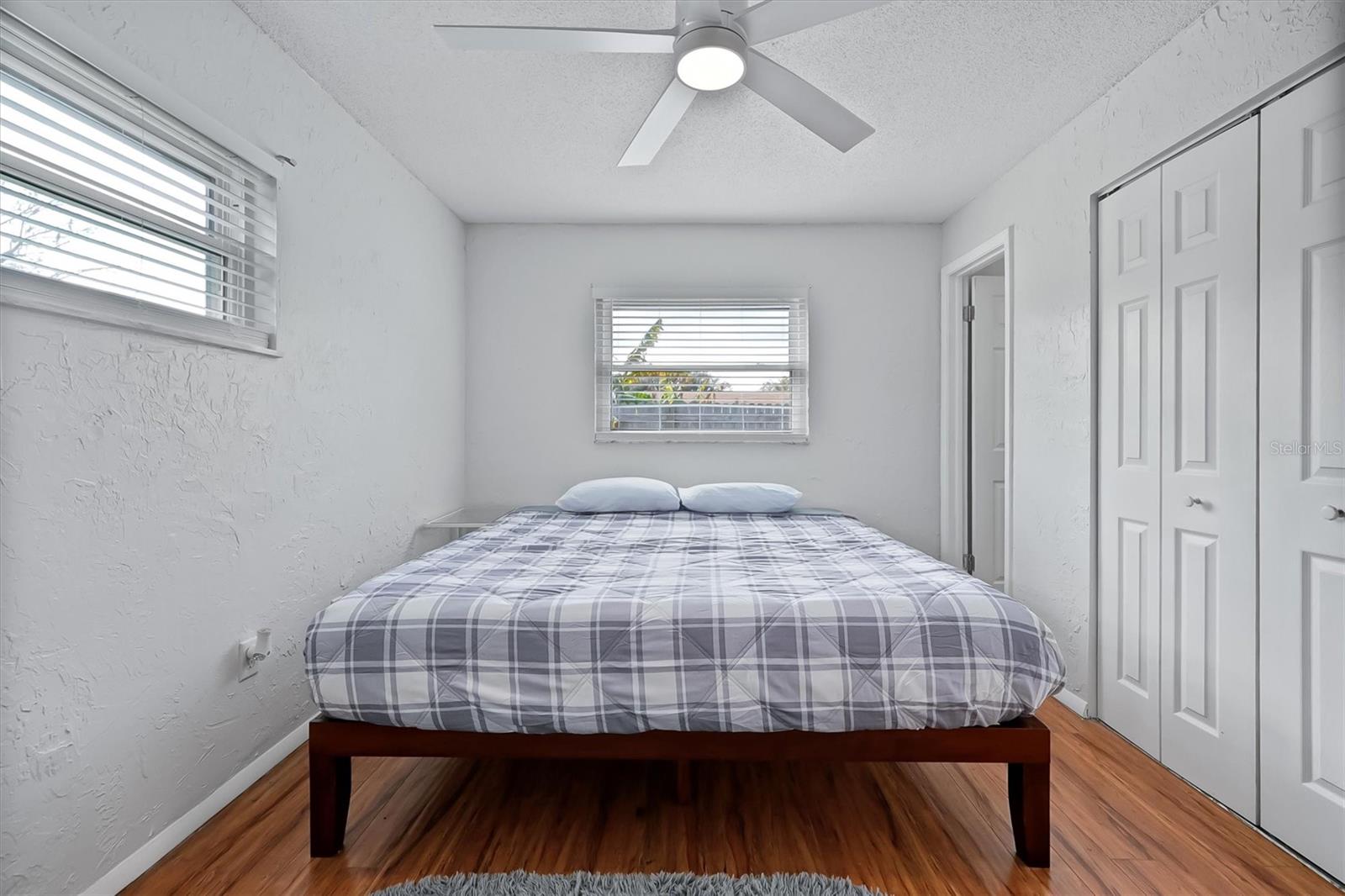 Image 20 of 44 For 908 Jeffrey Street