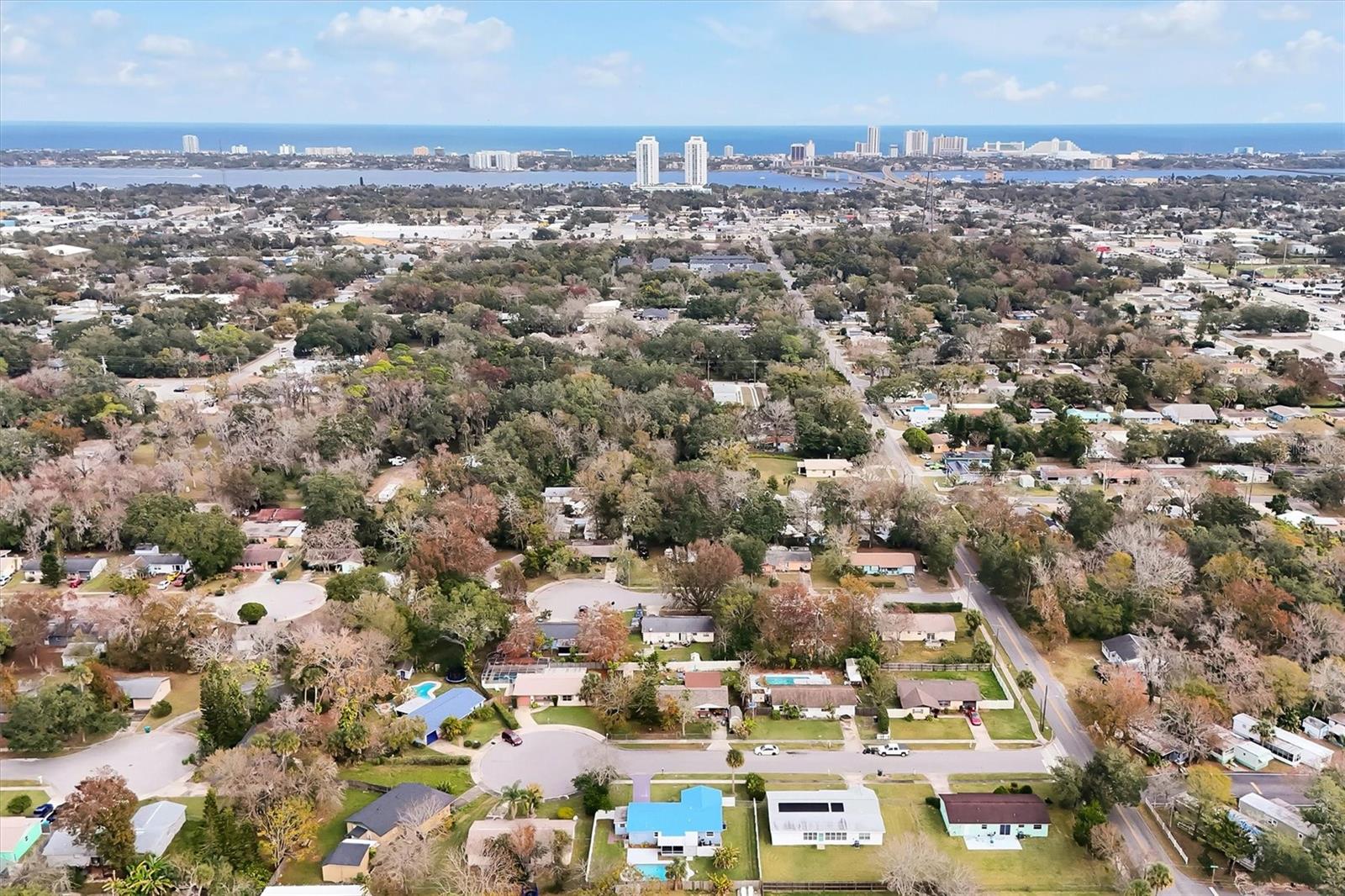 Image 41 of 44 For 908 Jeffrey Street