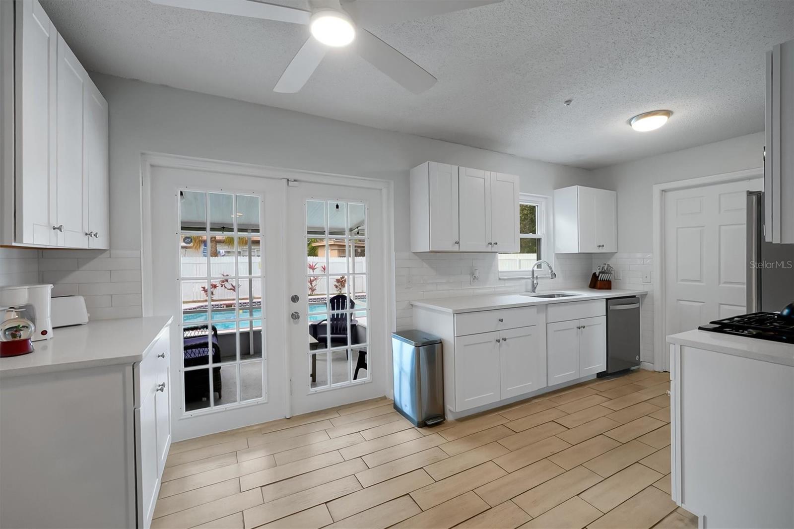 Image 9 of 44 For 908 Jeffrey Street