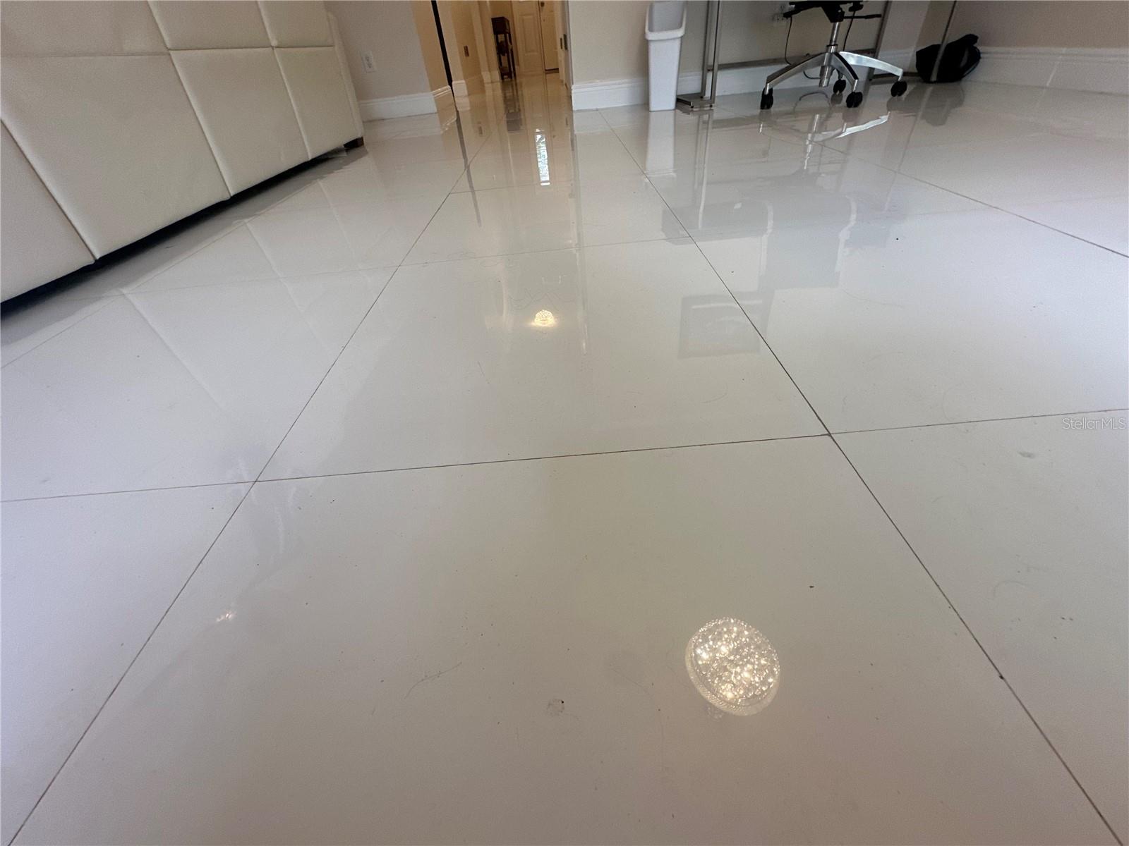 Image 13 of 66 For 8929 Silk Bay Place