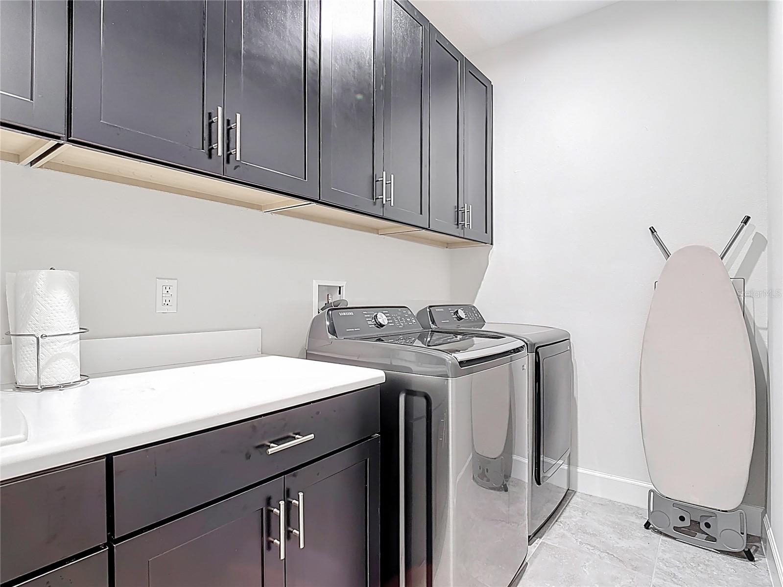 Image 39 of 75 For 684 San Augusto Drive