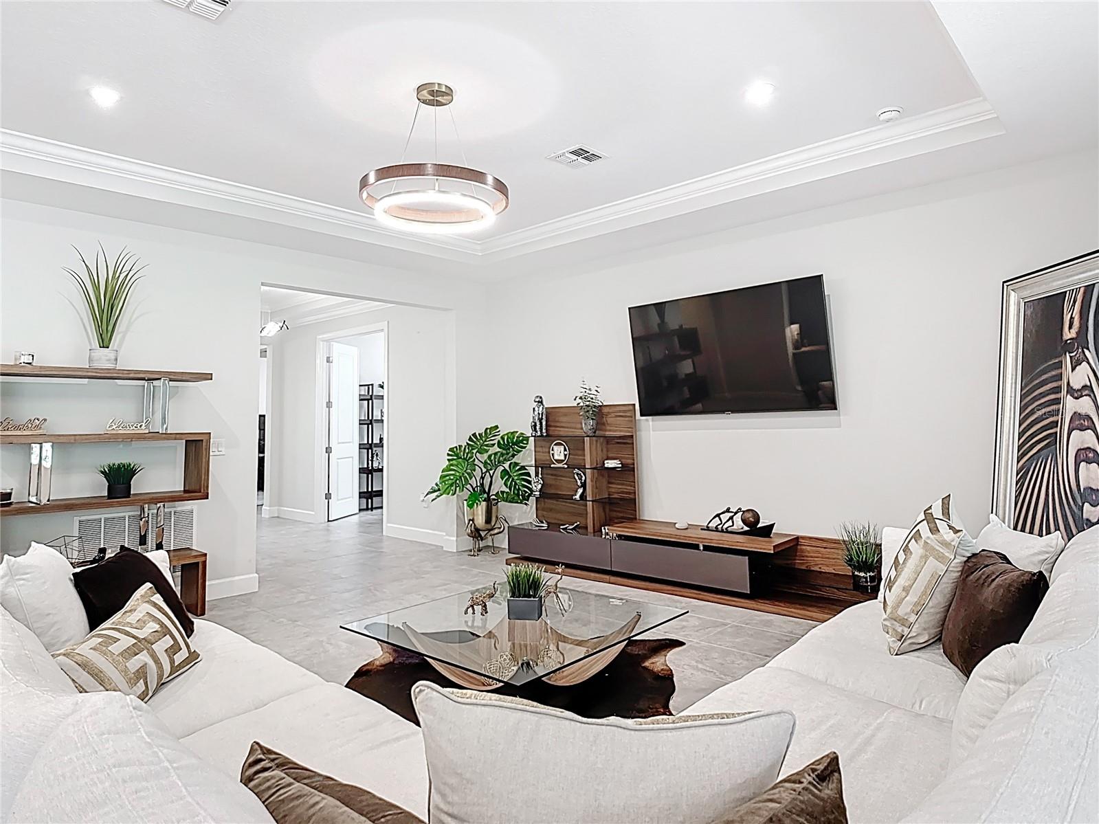 Image 9 of 75 For 684 San Augusto Drive