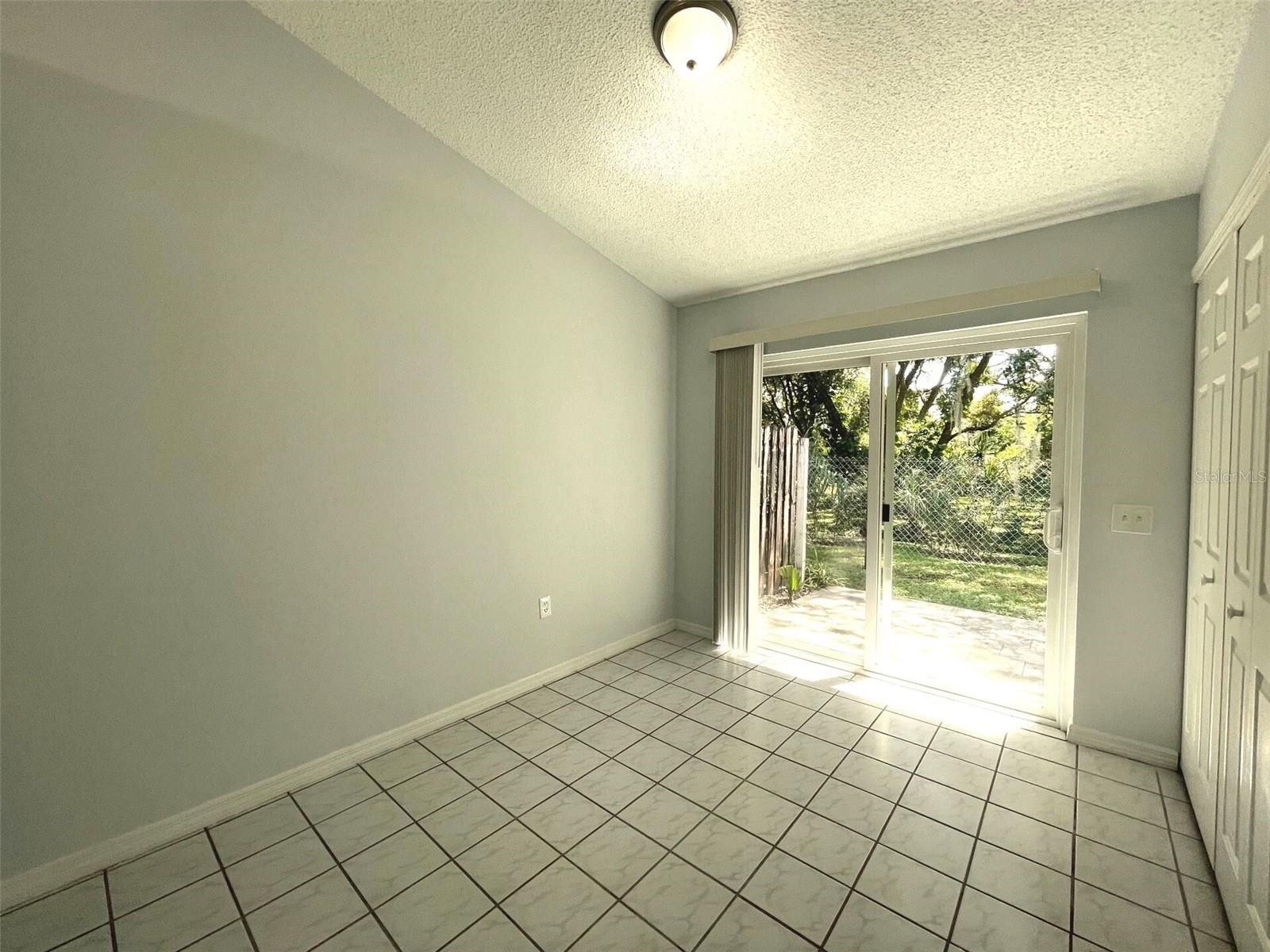 Image 10 of 24 For 1056 Buena Vista Drive