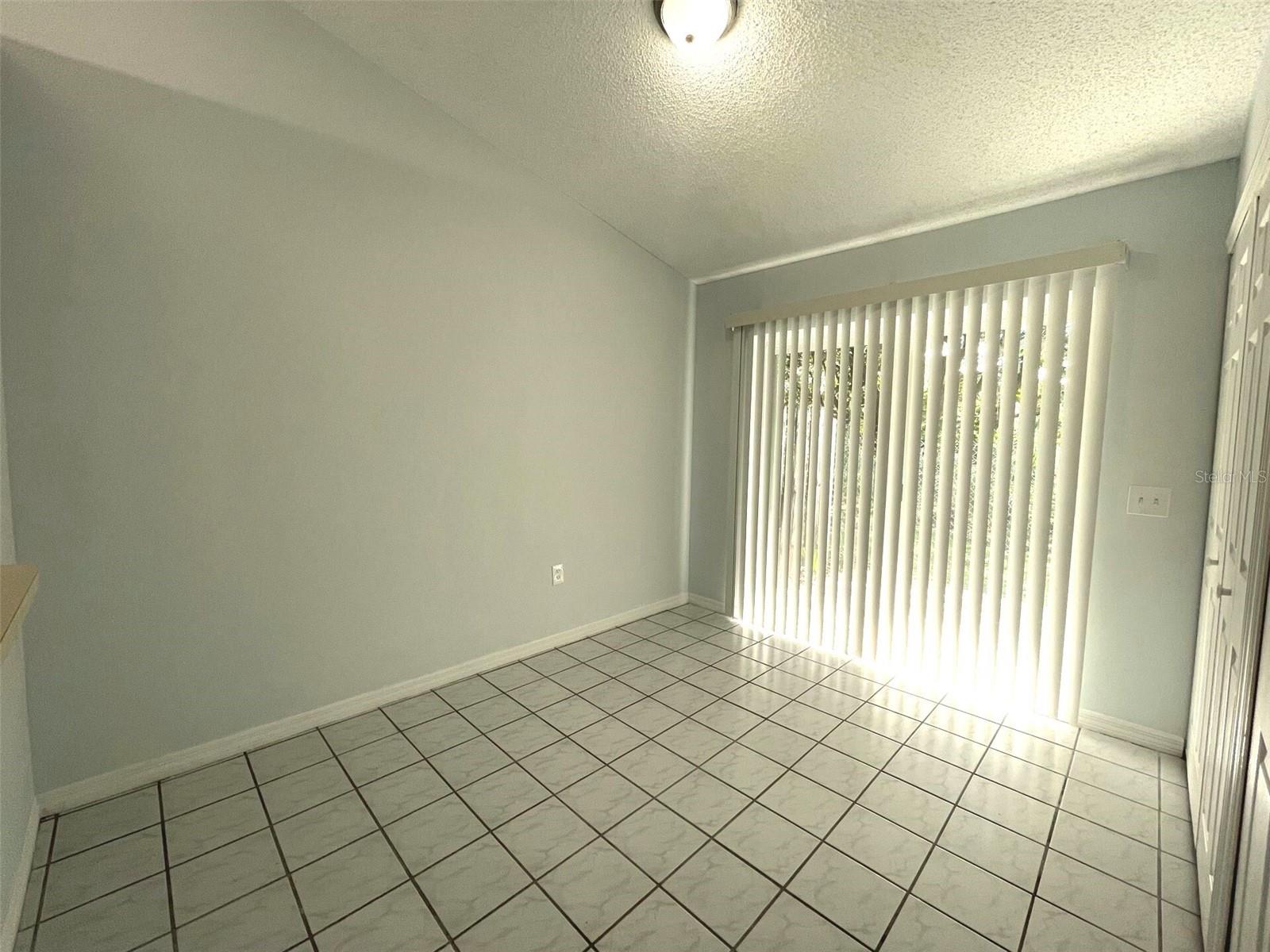 Image 4 of 24 For 1056 Buena Vista Drive