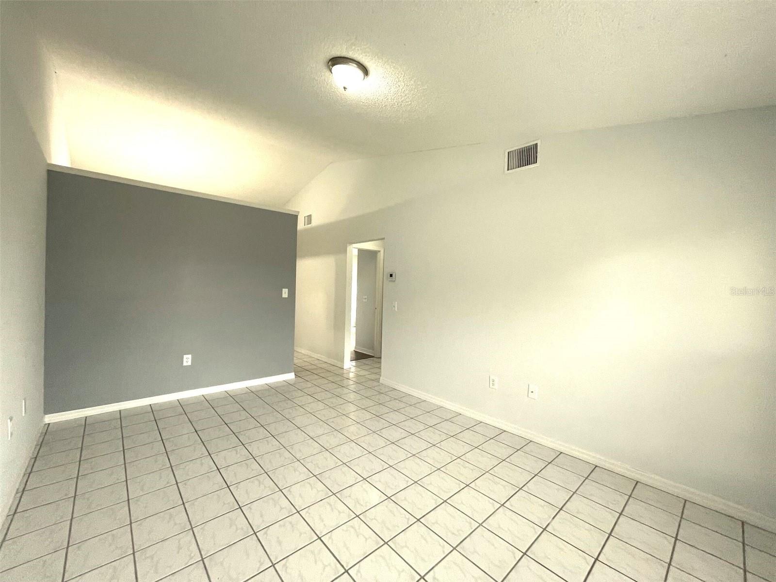 Image 6 of 24 For 1056 Buena Vista Drive