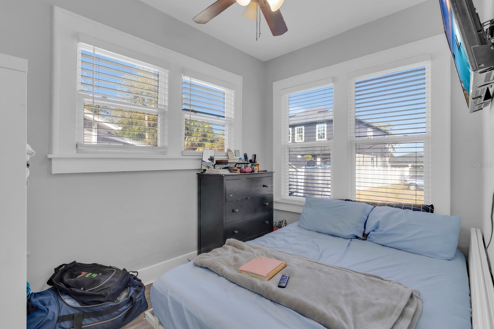 Image 19 of 33 For 721 Mabbette Street