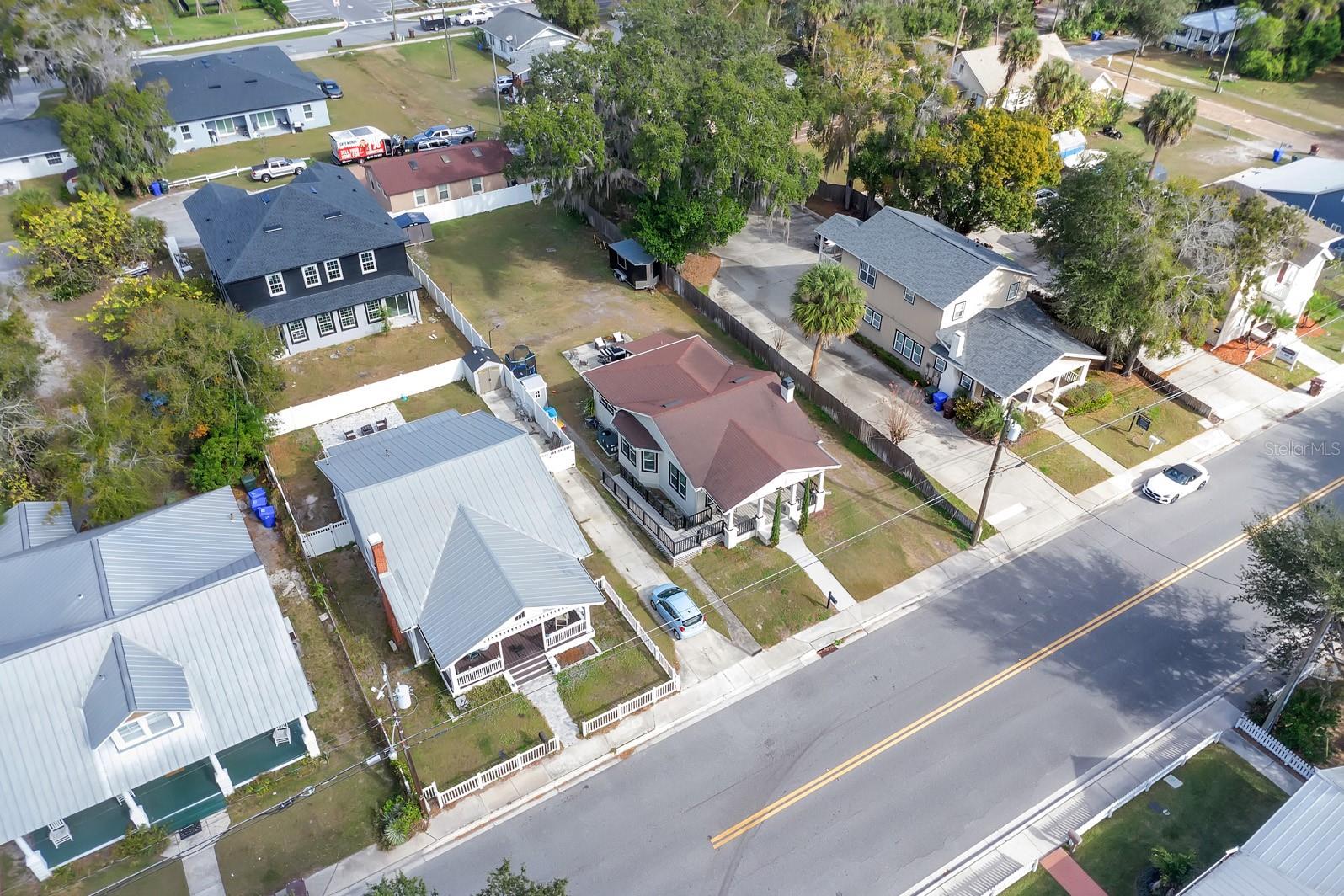 Image 5 of 33 For 721 Mabbette Street