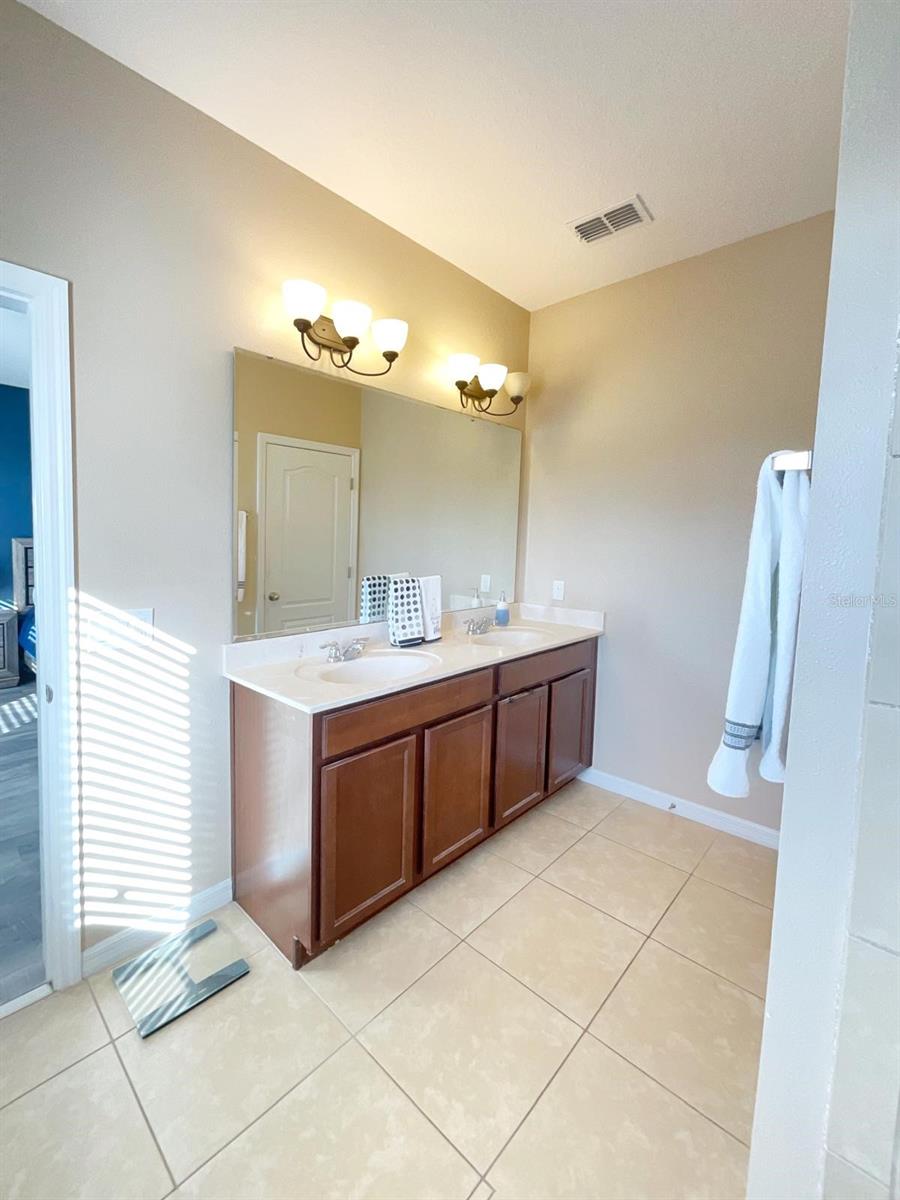 Image 21 of 41 For 1608 Mohegan Boulevard