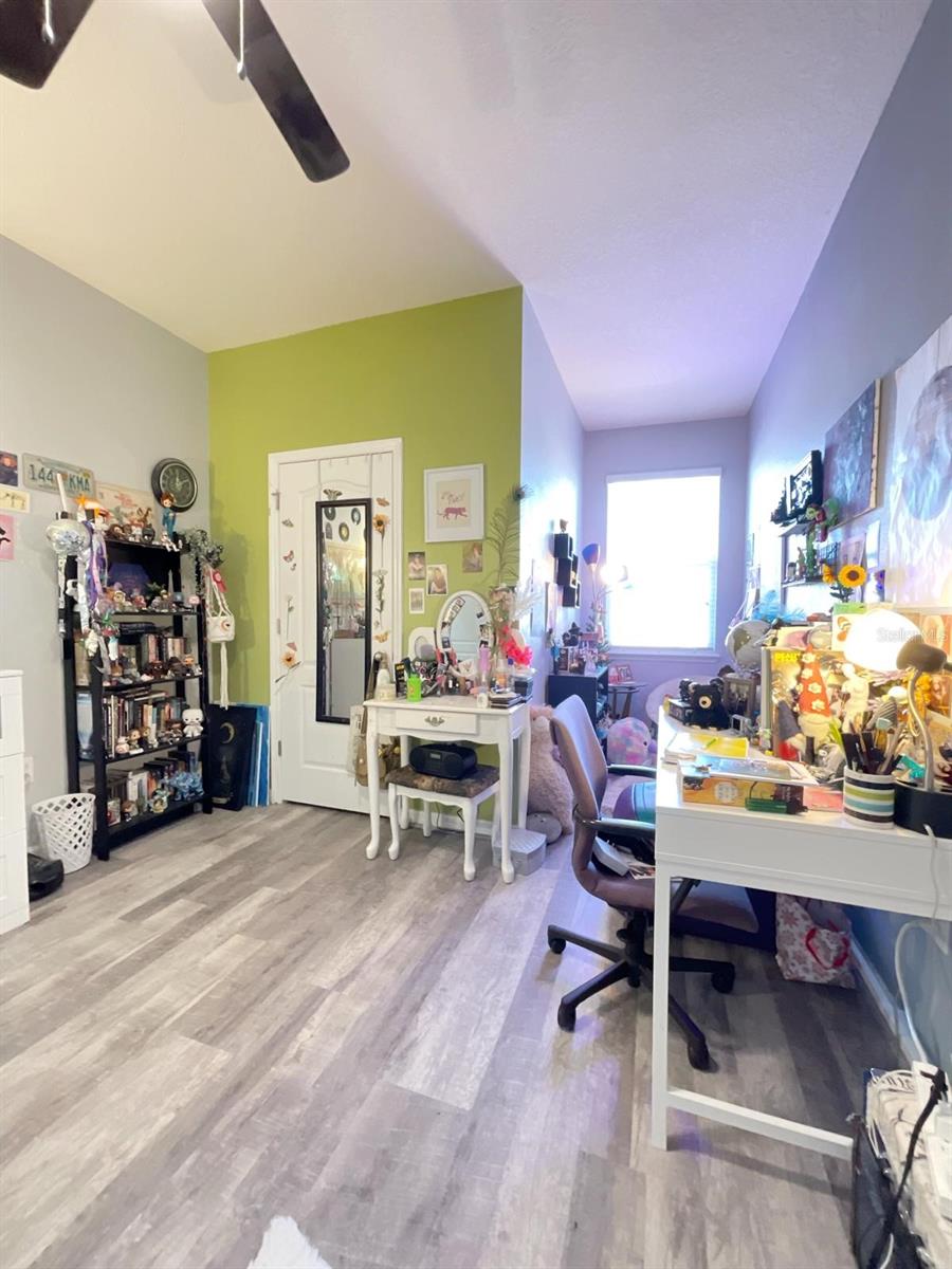 Image 24 of 41 For 1608 Mohegan Boulevard