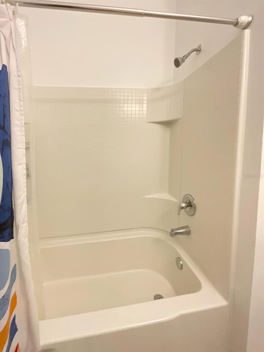 Image 29 of 41 For 1608 Mohegan Boulevard