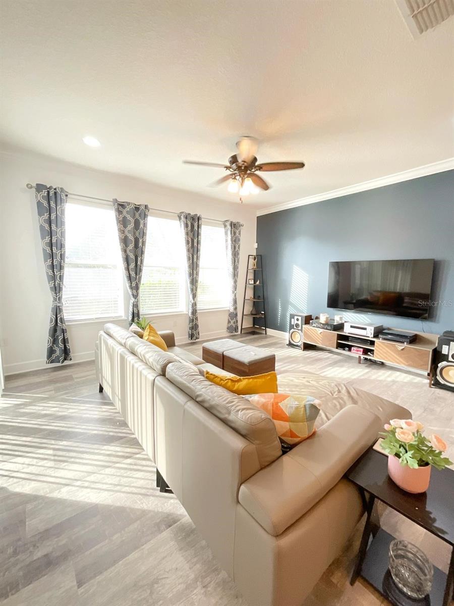 Image 4 of 41 For 1608 Mohegan Boulevard