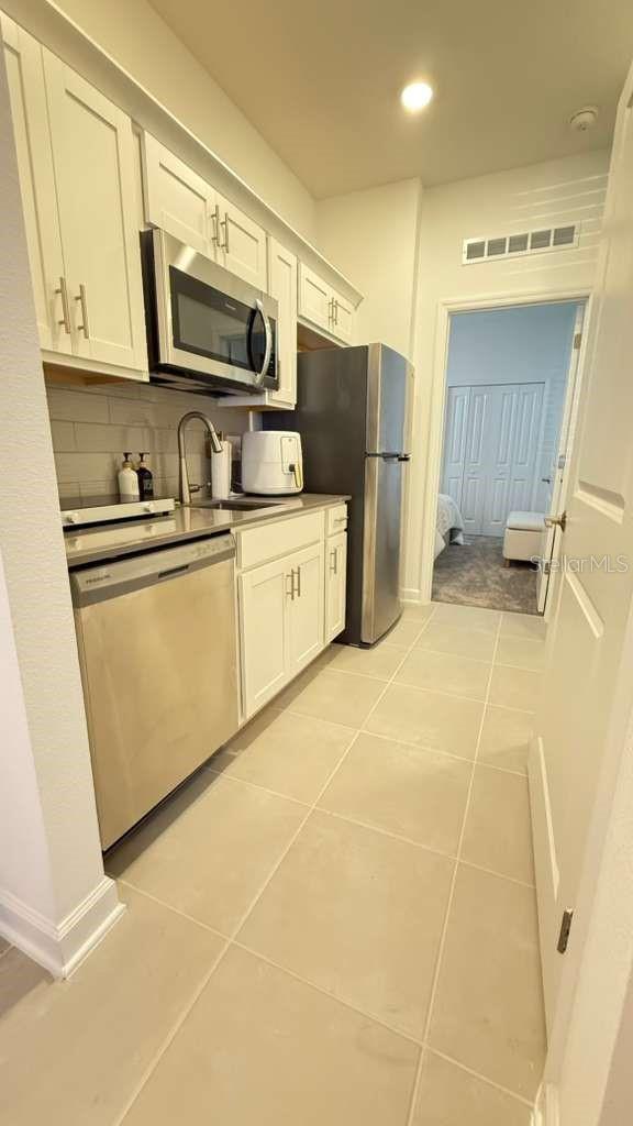 Image 32 of 42 For 4270 Eastminster Road