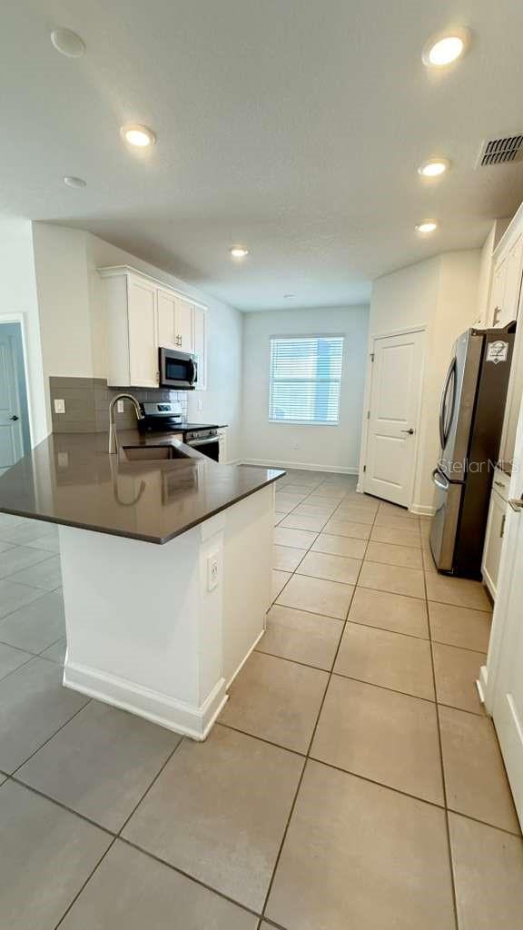 Image 8 of 42 For 4270 Eastminster Road