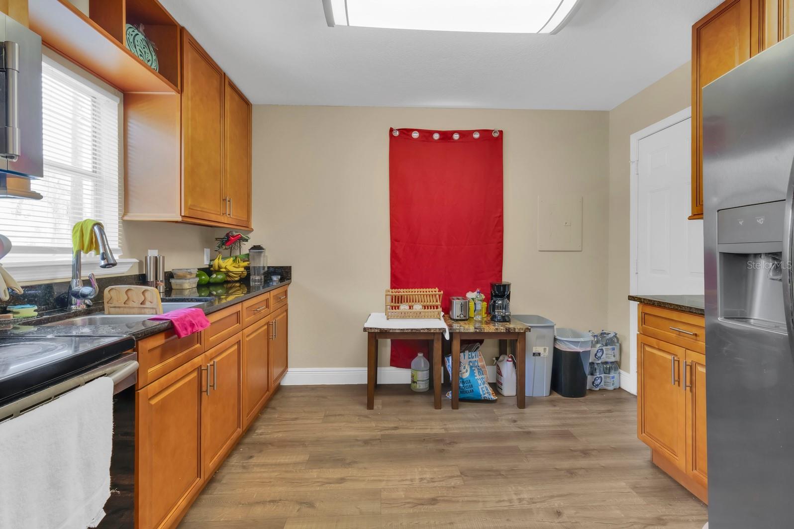 Image 15 of 40 For 21 Beaumont Avenue