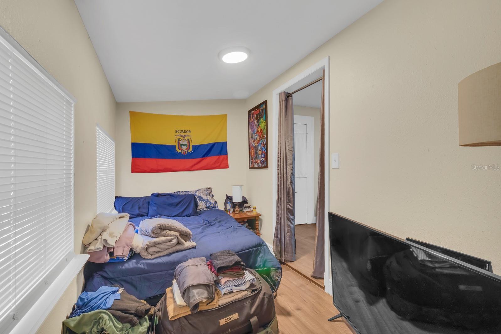 Image 25 of 40 For 21 Beaumont Avenue