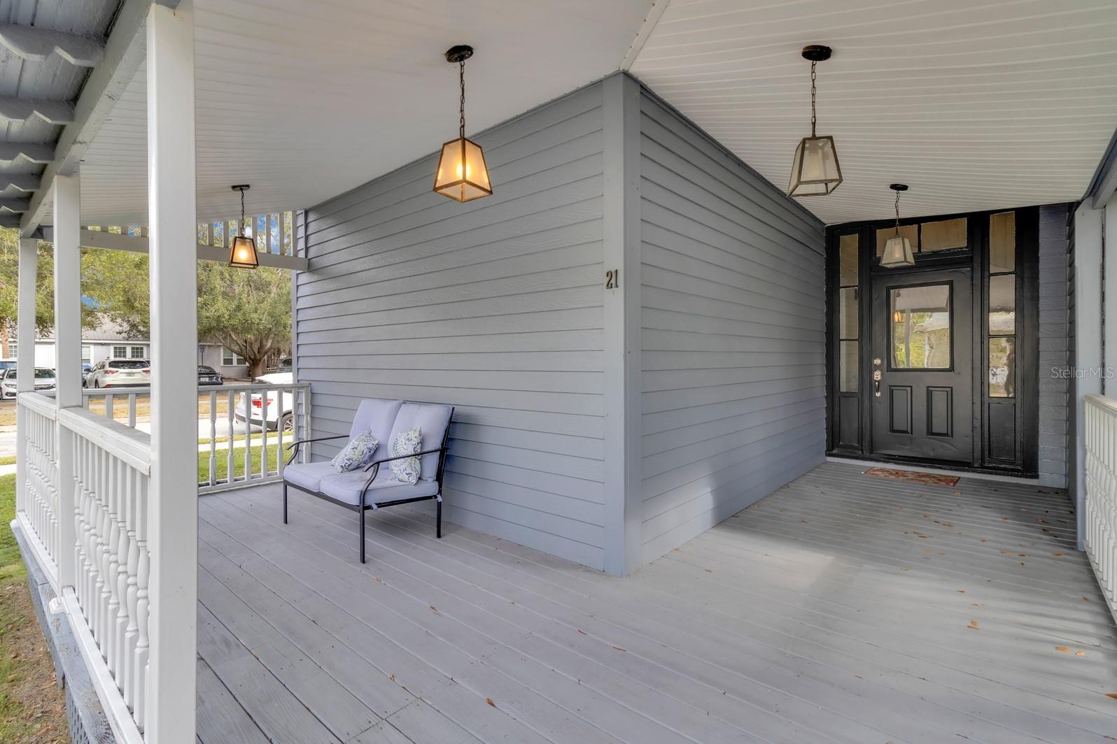 Image 7 of 40 For 21 Beaumont Avenue