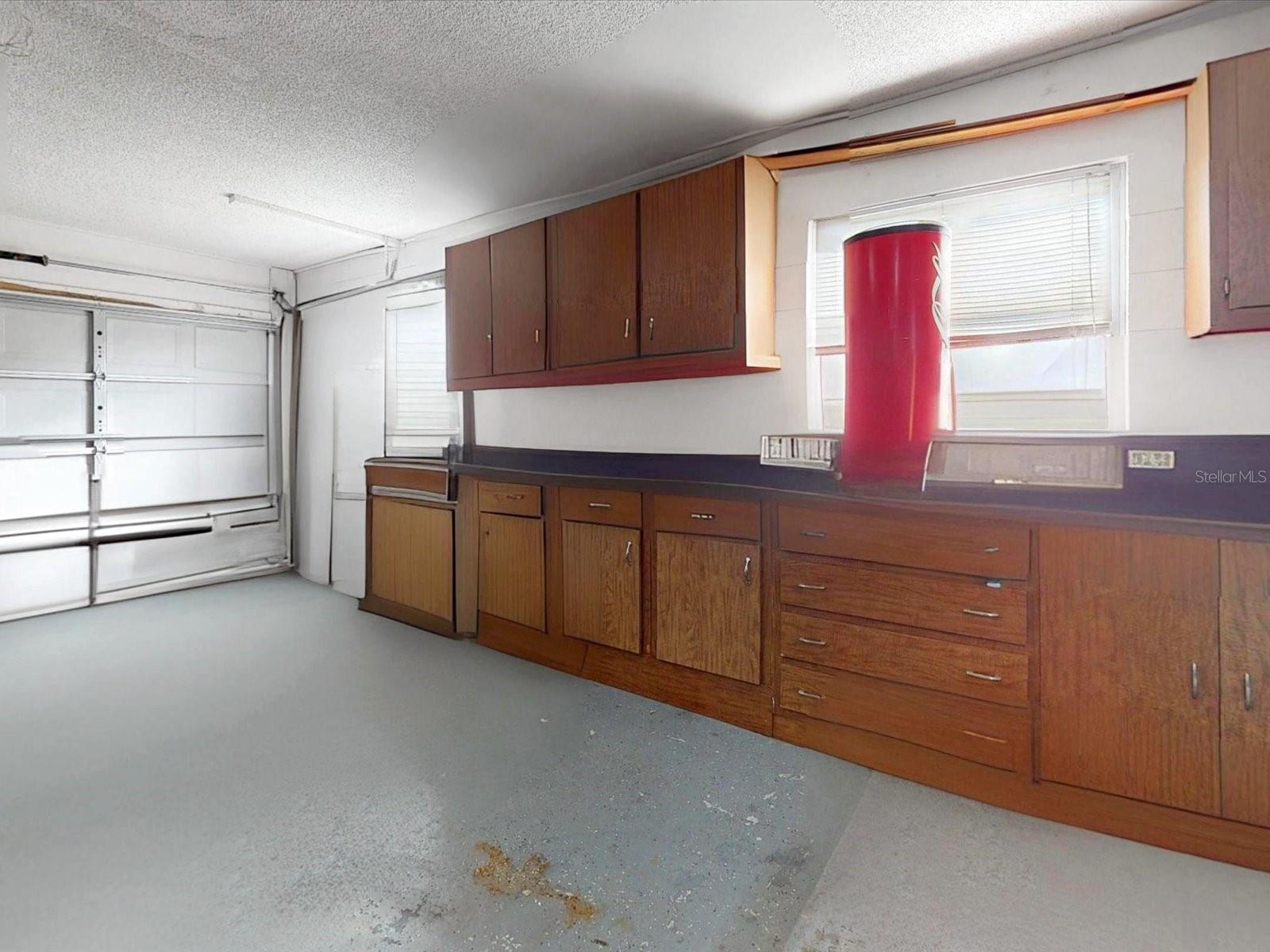 Image 24 of 30 For 2615 Cecile Street