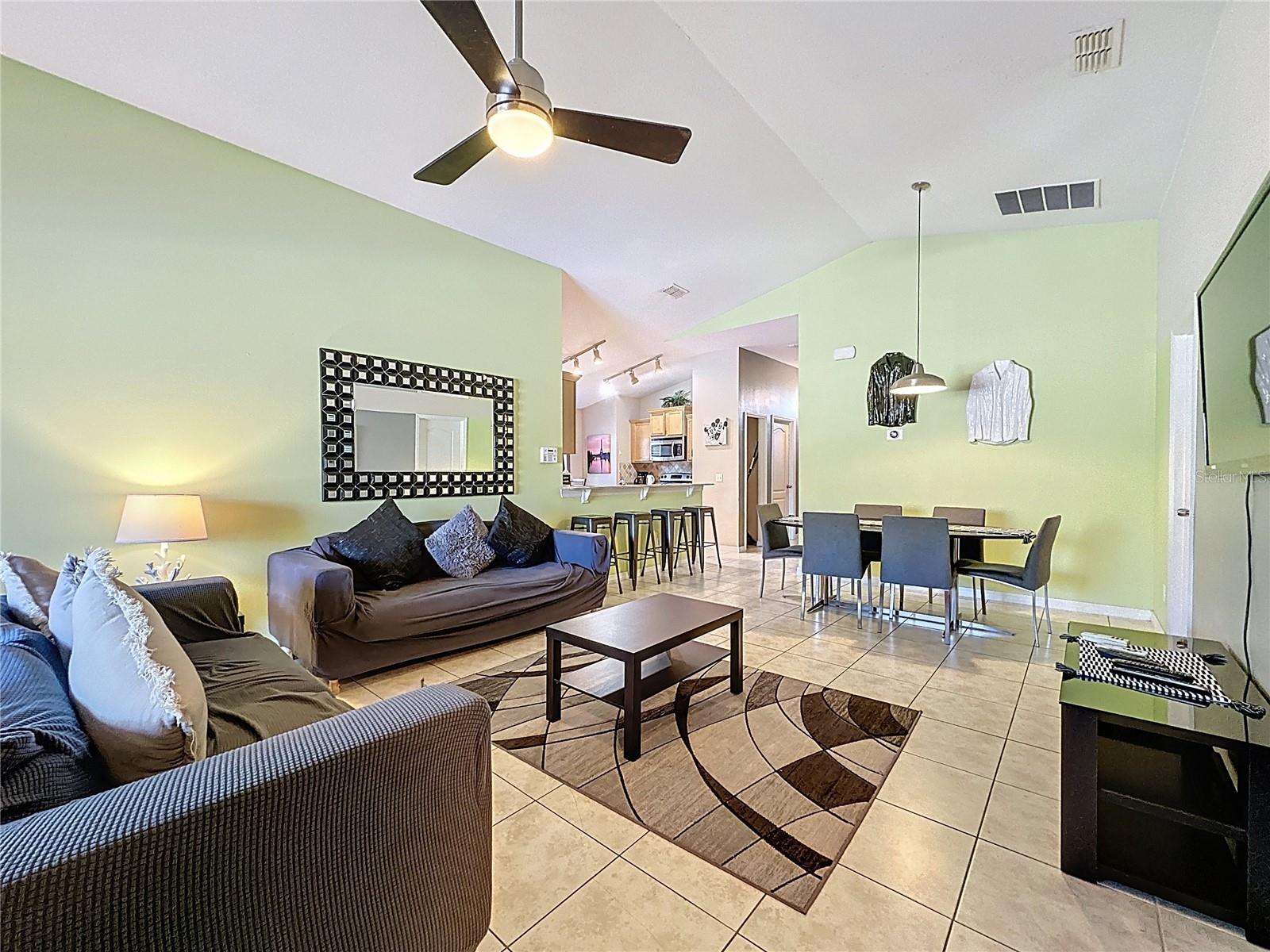 Image 10 of 65 For 2281 Royal Ridge Drive