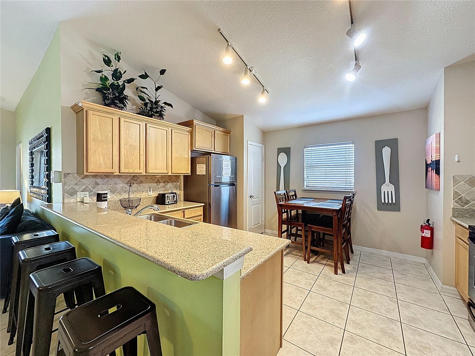 Image 15 of 65 For 2281 Royal Ridge Drive