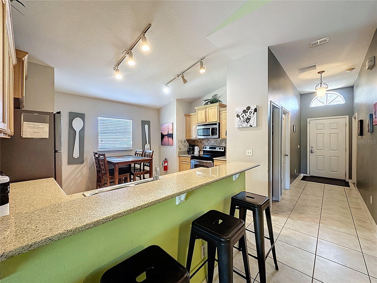 Image 16 of 65 For 2281 Royal Ridge Drive