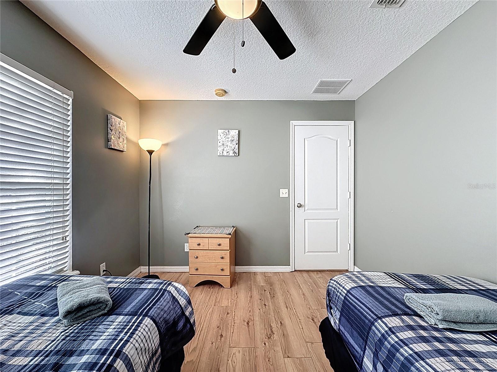 Image 29 of 65 For 2281 Royal Ridge Drive