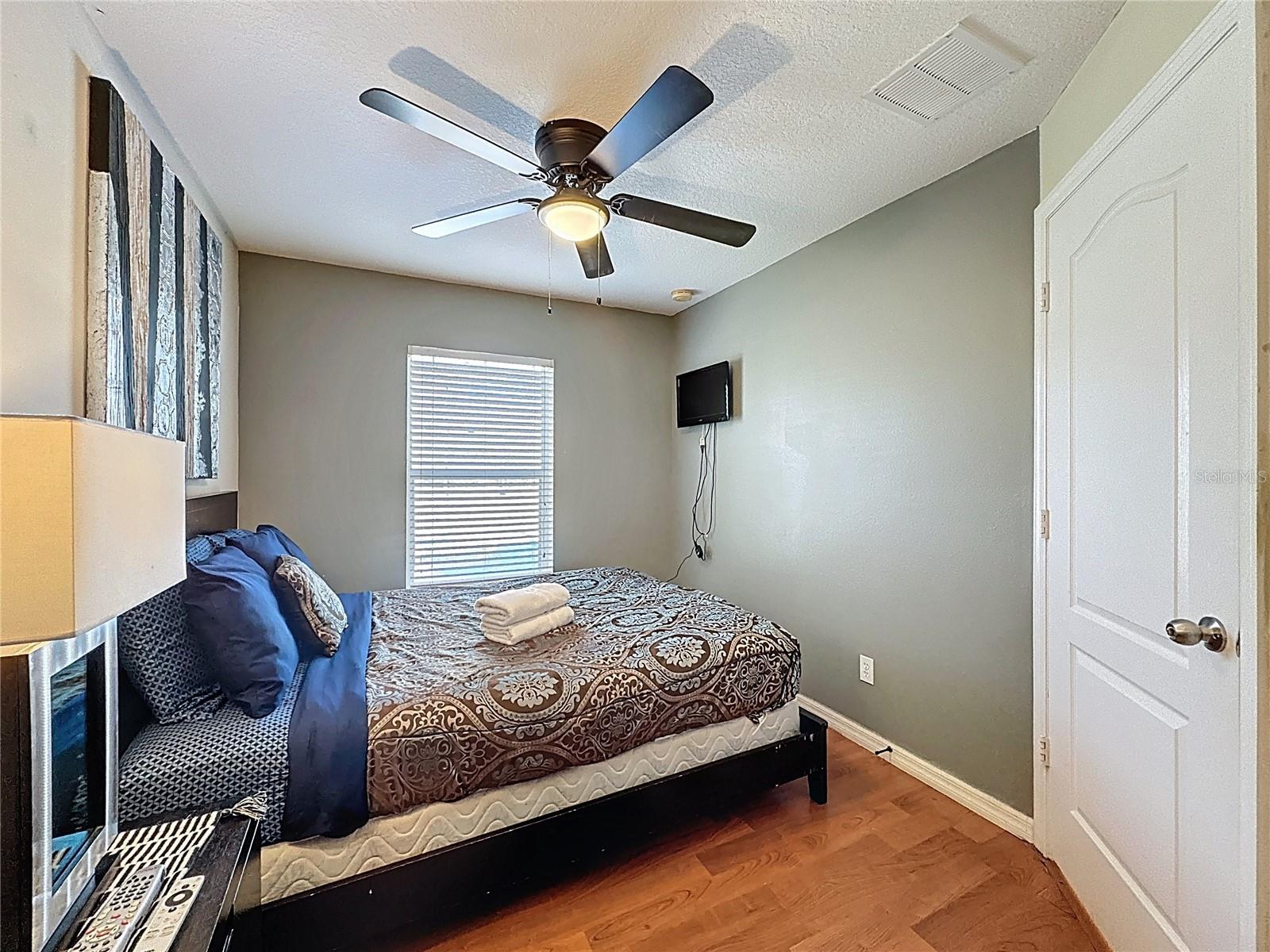 Image 40 of 65 For 2281 Royal Ridge Drive