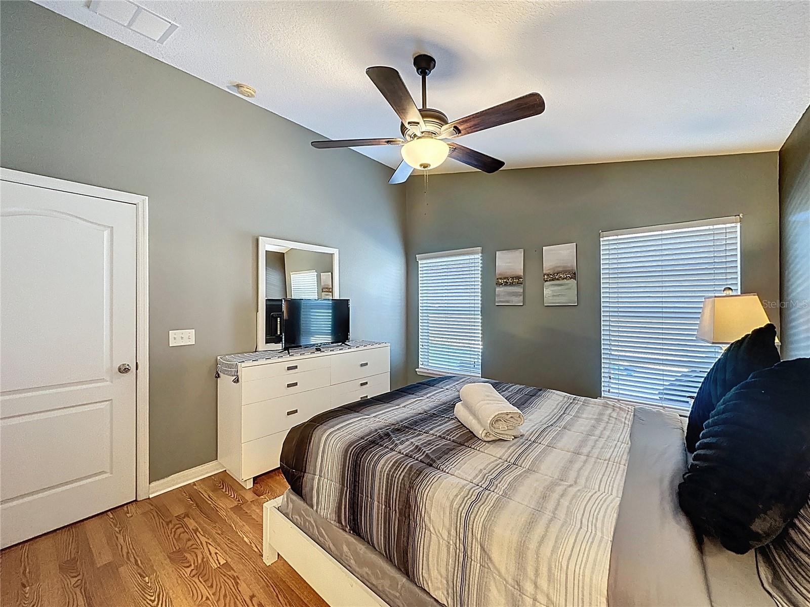 Image 44 of 65 For 2281 Royal Ridge Drive