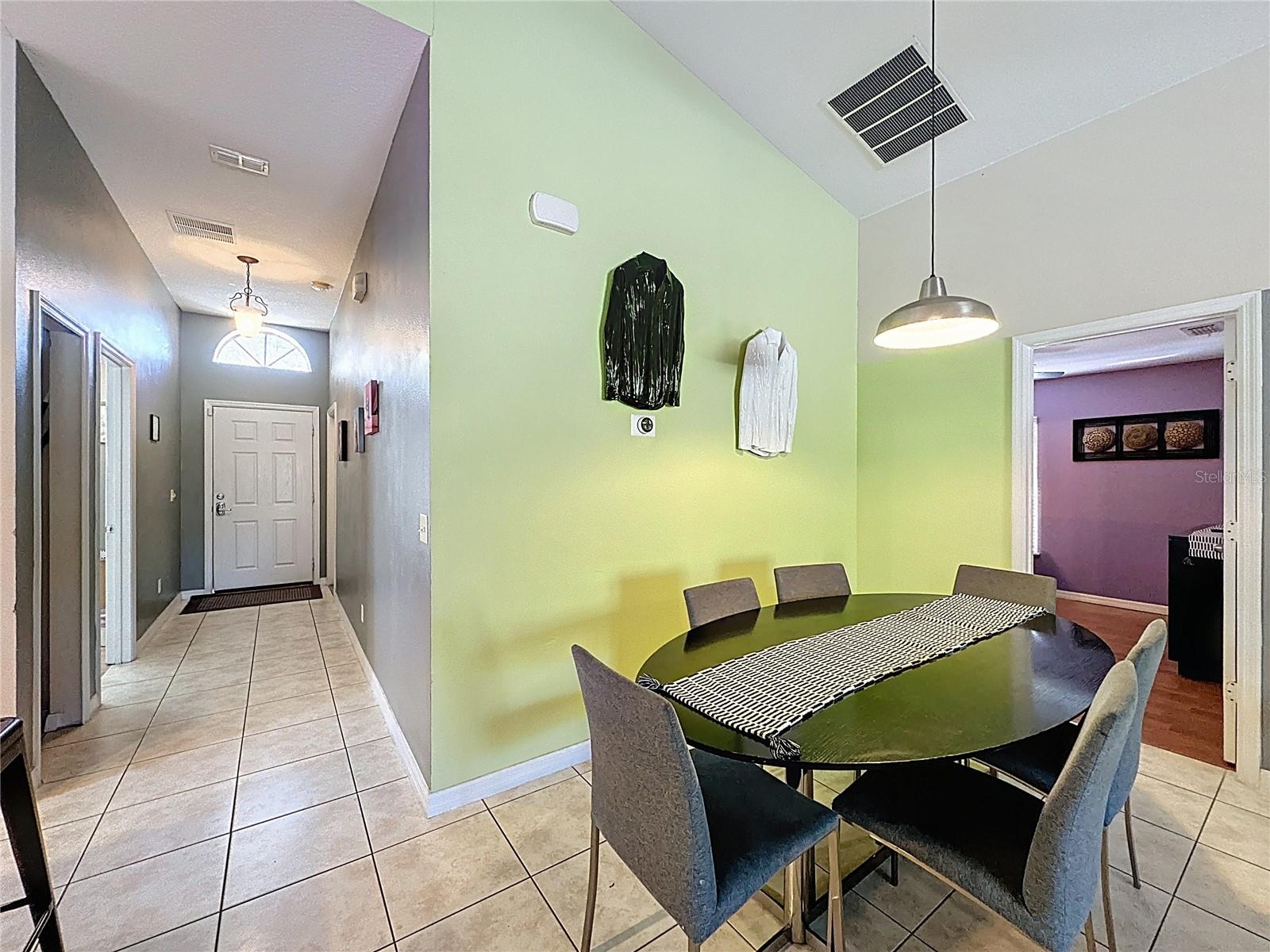 Image 5 of 65 For 2281 Royal Ridge Drive