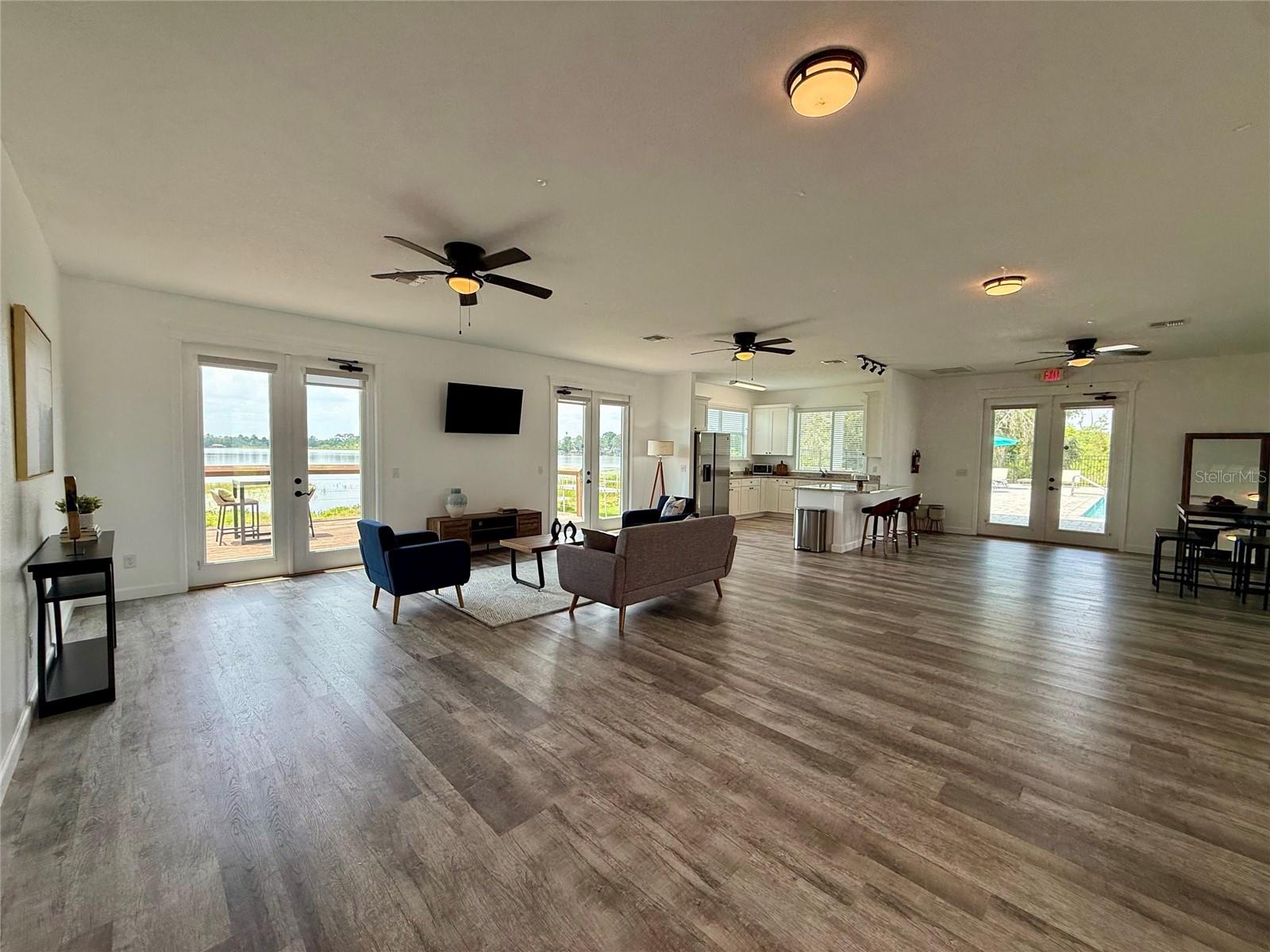 Image 28 of 33 For 2604 Pine Place