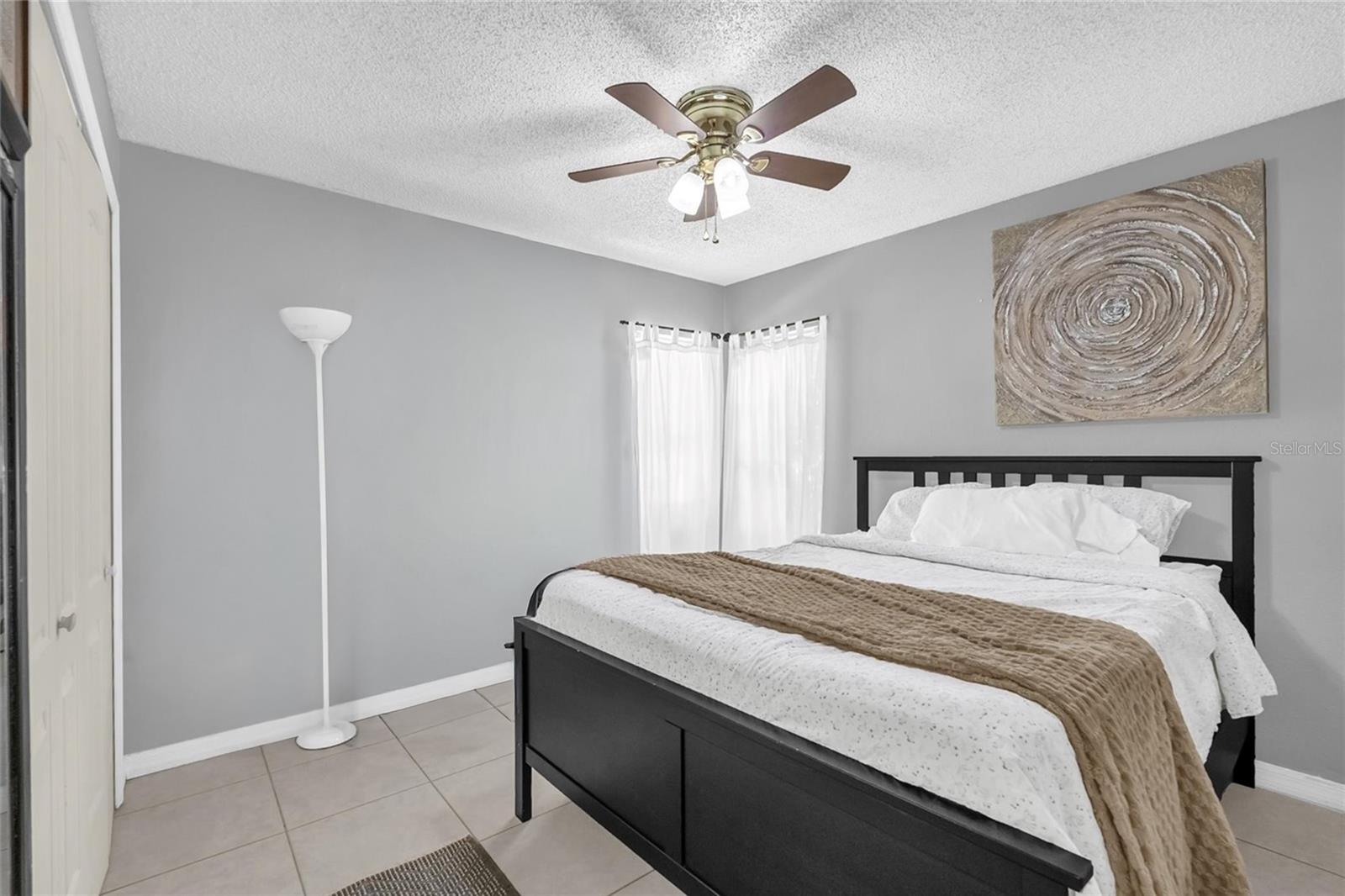 Image 12 of 26 For 5407 Conway Oaks Court