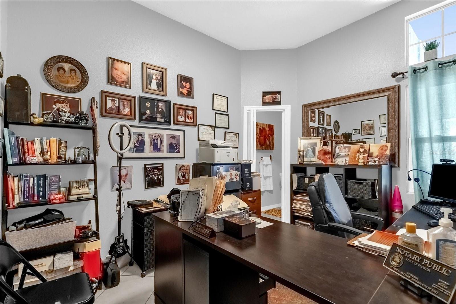 Image 19 of 26 For 5407 Conway Oaks Court