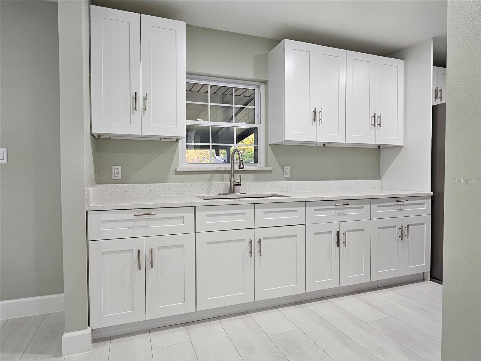 Image 6 of 32 For 113 Pearl Street