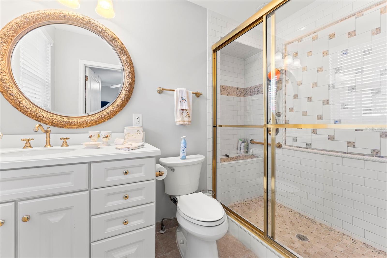 Image 27 of 57 For 1221 Oriental Gardens Road