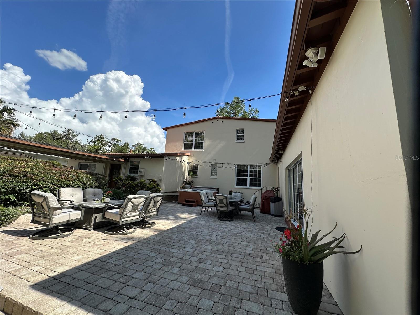 Image 50 of 57 For 1221 Oriental Gardens Road