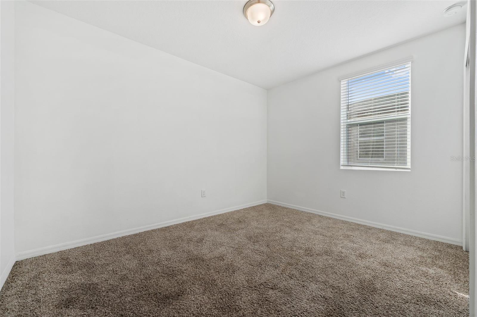 Image 17 of 38 For 1028 Kobuk Street